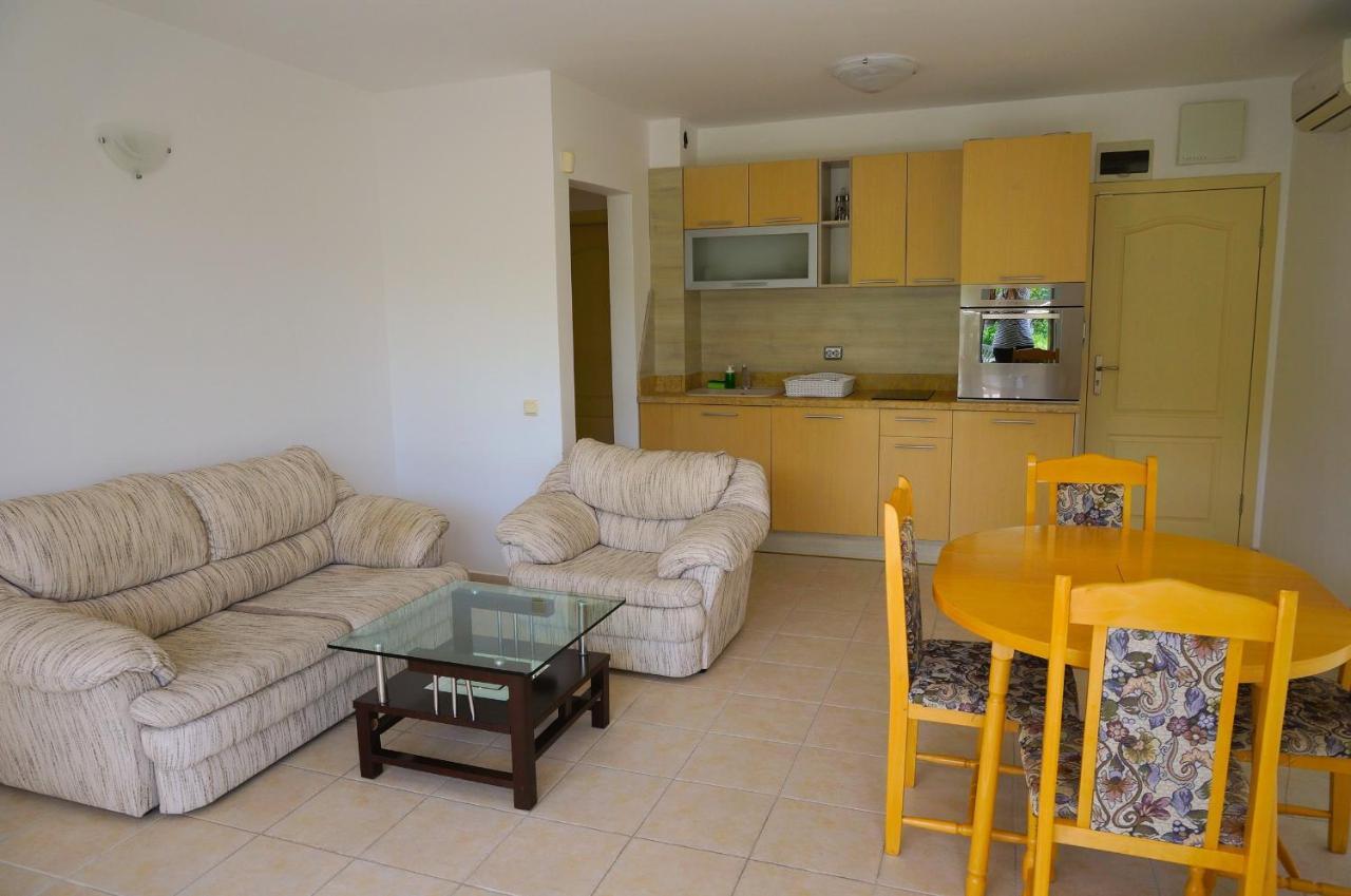 Апартамент Серена - Apartment Serena - Balchik Villa Zone Exteriör bild