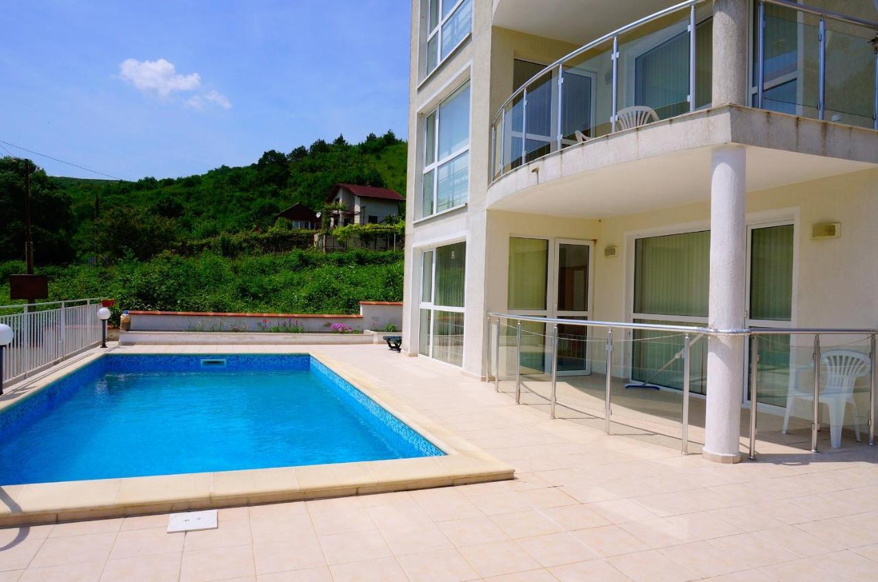 Апартамент Серена - Apartment Serena - Balchik Villa Zone Exteriör bild